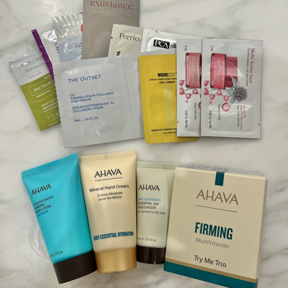 AHAVA + 14 Skincare Samples